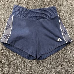 Adidas Women’s Navy Cloth Sweat Shorts Size Small in Great Condition